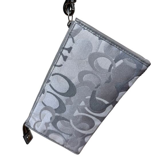 Y2K Coach Monogram Penelope Zippy Wristlet Wallet Gray Patent Metallic Gray C's - Picture 3 of 11